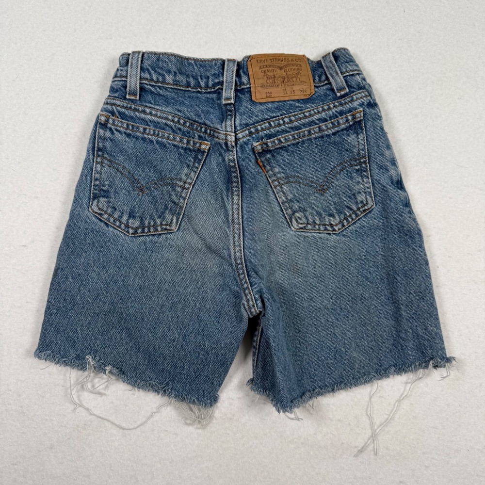 Vintage 70s Levis Orange Tab Cut Off Denim Shorts Medium Wash Size 14 slim youth
